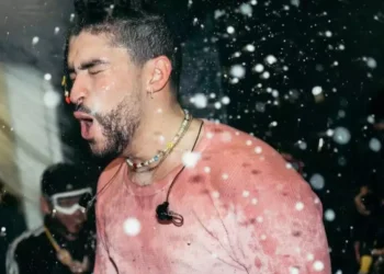 La música de Bad Bunny activa neurotransmisores como placer y euforia, según un estudio