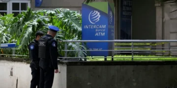 EEUU acusa a tres instituciones financieras mexicanas de lavar dinero para cárteles