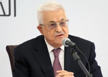 Abás pide que Hamás entregue las armas y desplegar una fuerza internacional y árabe
