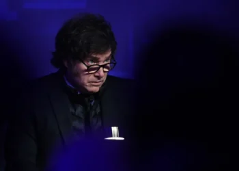 La familia de un niño autista en Argentina demanda a Javier Milei por ‘discursos de odio’