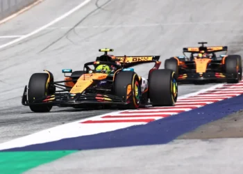 Norris gana en Austria