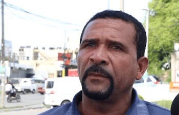 Padre de raso muerto en gasolinera pide más charlas sobre manejo de conflictos en la Policía