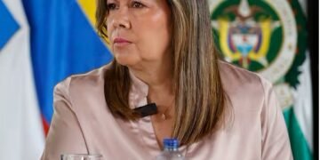 Fiscalía busca celular del joven que disparó a Miguel Uribe: clave para identificar autores del atentado