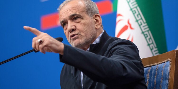 Presidente iraní acusa a EE.UU. de favorecer la agresión israelí