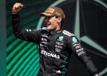 Russell Gana GP De Canadá De F1 Marcado Por Toque Entre Los McLaren