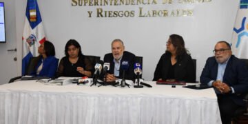 Sisalril investigará lo relacionado con la denuncia de la Fuerza del Pueblo de que SeNaSa pasa una crisis financiera y de gobernanza