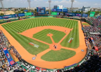 Abinader crea comisión para evaluar construcción de moderno estadio de béisbol en Ensanche La Fe