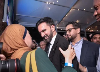 Un diputado de Tennessee pide la desnaturalización y deportación del candidato demócrata de Nueva York