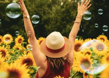 Hoy 20 de junio se celebra el «Yellow Day» o el Día más Feliz del Año, que marca la llegada del verano