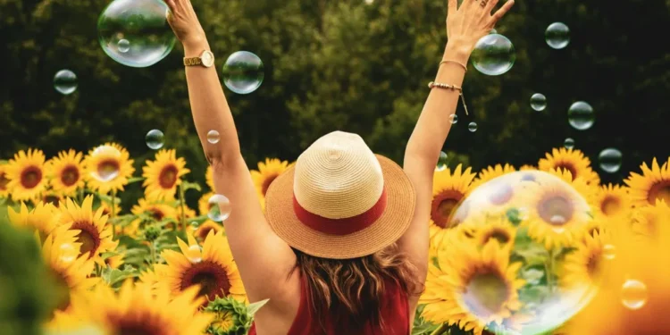 Hoy 20 de junio se celebra el «Yellow Day» o el Día más Feliz del Año, que marca la llegada del verano