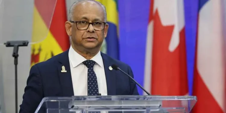 Ramdin plantea que República Dominicana y Haití sigan su colaboración en flujo de personas