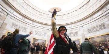 Un condenado por el asalto al Capitolio de EE.UU. rechaza el perdón de Trump por el «daño» que causó