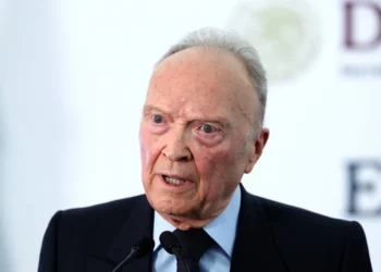 La Fiscalía General de México dice que Chávez Jr. ha presentado varios amparos para evitar su detención