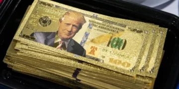 Por qué a Trump podría interesarle un dólar débil y cómo la moneda estadounidense está cayendo a sus niveles más bajos en 3 años