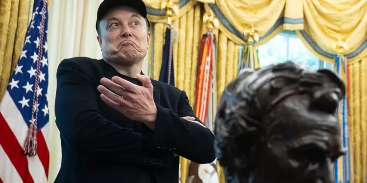 Elon Musk le advierte a los legisladores que «perderán sus primarias» si apoyan el proyecto fiscal de Trump