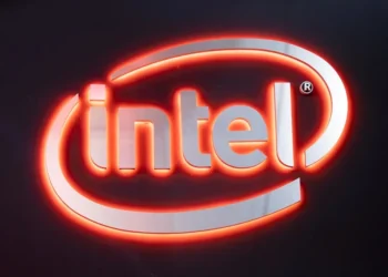 Intel despedirá este año el 15 % de su fuerza laboral y descarta expansión a Europa