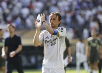 Luka Modrić y Lucas Vázquez se despiden del Real Madrid con una dolorosa derrota ante PSG