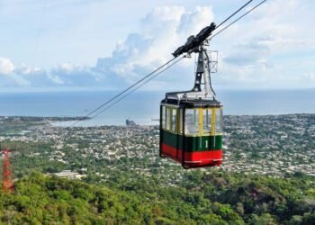 Puerto Plata sin teleférico ni anfiteatro