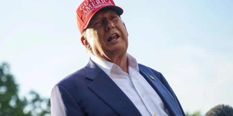 Trump se mofa de migrantes en Alligator Alcatraz: Les enseñaremos a huir de un caimán