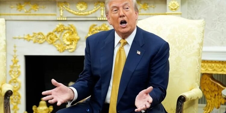 Trump insiste en acusaciones contra Obama por «conspiración» en medio de la polémica del caso Epstein