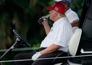 Trump cambia la fórmula de la Coca-Cola en Estados Unidos con un ingrediente nuevo