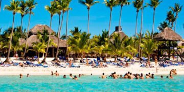 Turismo, remesas y servicios: así se está moviendo el dinero en RD