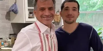 Hombre que mató a mujer e hirió a cinco personas iba puerta por puerta para atacar a las víctimas