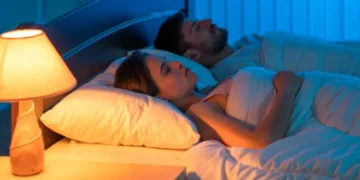 Exposición a la luz artificial en la noche podría aumentar riesgo de sufrir enfermedades cardíacas