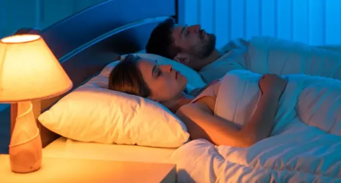 Exposición a la luz artificial en la noche podría aumentar riesgo de sufrir enfermedades cardíacas