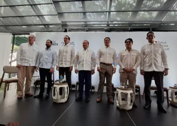 Funcionarios dan fechas entrega obras Gobierno