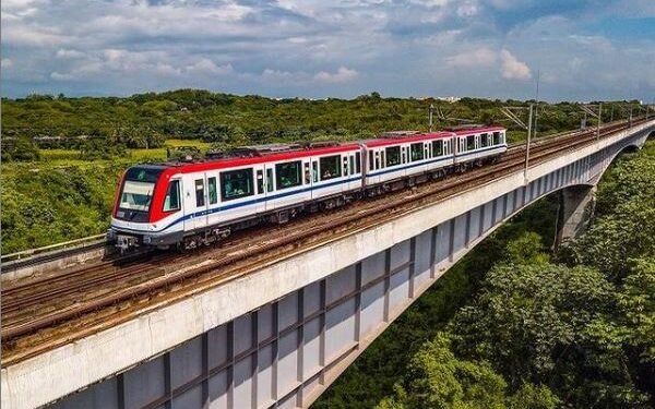 Con trenes de 3 vagones reanudan este lunes operaciones en estaciones del Metro de Villa Mella