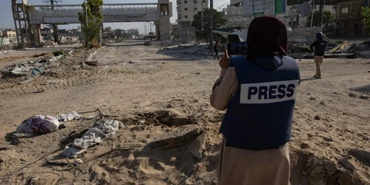 La BBC y las agencias AP, Reuters y AFP reclaman conjuntamente la entrada de prensa a Gaza