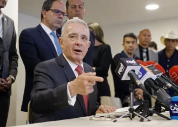 La Procuraduría de Colombia pide revocar la condena en contra del expresidente Álvaro Uribe