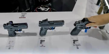 El Gobierno de EE.UU. no descarta entrar como accionista en grandes empresas de armamento