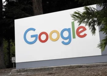 Google lanza un modelo de IA que hace sombra a Photoshop y Adobe lo incluye en su ecosistema