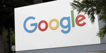 Google lanza un modelo de IA que hace sombra a Photoshop y Adobe lo incluye en su ecosistema