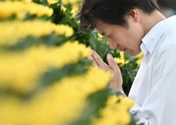 Hiroshima llama al mundo a abandonar las armas nucleares