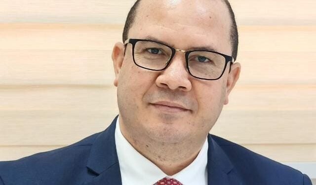 Politólogo respalda propuesta de establecer relaciones comerciales con Taiwán