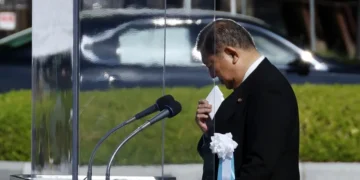 El primer ministro de Japón rechaza que Estados Unidos pueda compartir armas nucleares con su país