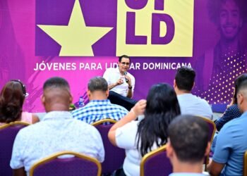 Jóvenes llamados a escribir importantes capítulos de nuestra historia