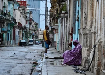 Cuba enfrenta una crisis social sin precedentes: el 89% de su población vive en la pobreza extrema