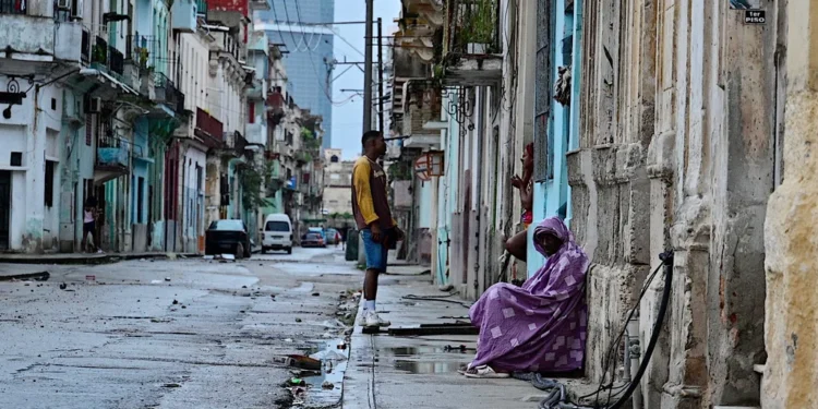 Cuba enfrenta una crisis social sin precedentes: el 89% de su población vive en la pobreza extrema