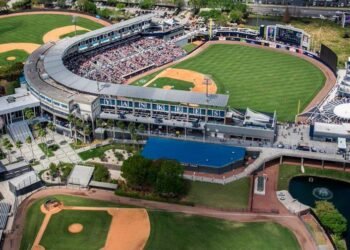 MLB oficializa la venta de los Tampa Bay Rays al desarrollador inmobiliario Patrick Zalupski