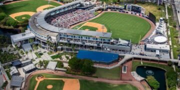 MLB oficializa la venta de los Tampa Bay Rays al desarrollador inmobiliario Patrick Zalupski