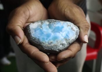 La única mina de larimar del mundo, en RD, busca mejorar su seguridad