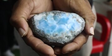 La única mina de larimar del mundo, en RD, busca mejorar su seguridad