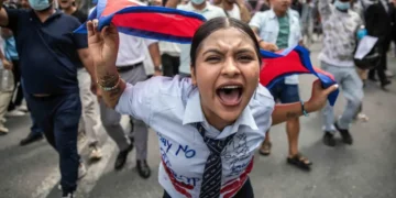 Las protestas de la generación Z por la prohibición de las redes sociales y contra la corrupción en Nepal que hicieron caer al primer ministro