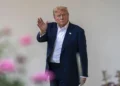 Trump rechaza aclarar si es el autor de una supuesta carta a Epstein: «Es un tema zanjado»