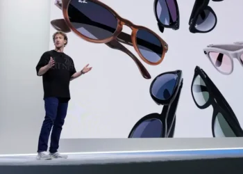 Meta presenta nuevos «lentes inteligentes» Ray-Ban con IA