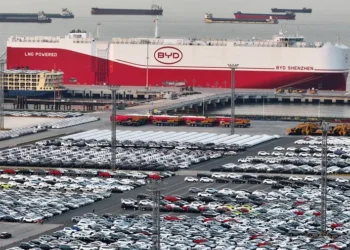 BYD enciende las alarmas sobre la ‘involución’ en el sector chino de los coches eléctricos